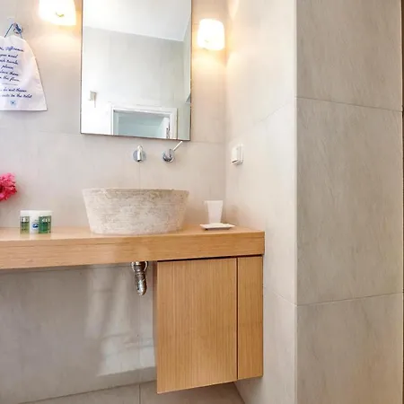 The Windmill Hotel 3*
