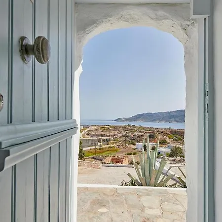 The Windmill 3* Kimolos