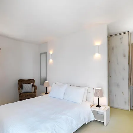 The Windmill 3* Kimolos