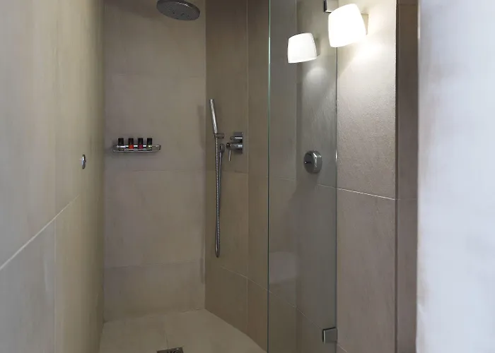 The Windmill 3* Kímolos